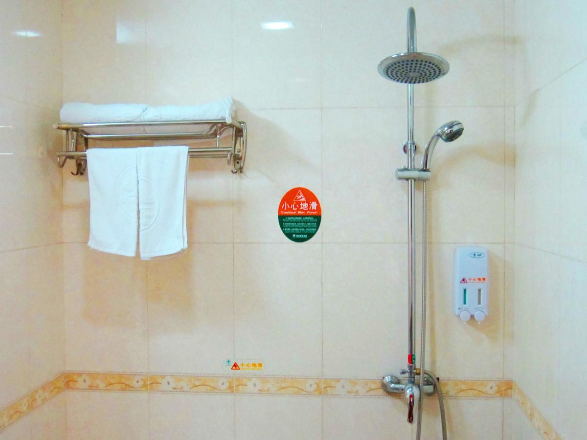 Greentree Inn Beijing Daxing Huangcun Qingyuan Road Metro Station Express Hotel Extérieur photo