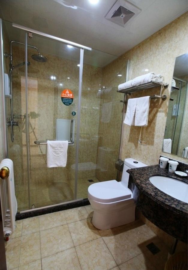 Greentree Inn Beijing Daxing Huangcun Qingyuan Road Metro Station Express Hotel Extérieur photo